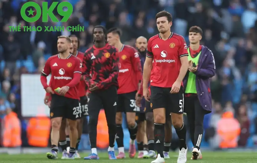 Manchester United đang có khởi đầu mùa giải tệ hại Manchester United đang có khởi đầu mùa giải tệ hại